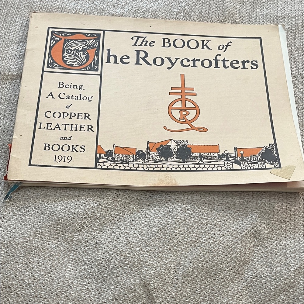 The Book of the Roycrofters Catalog 1919
Reprinted 1977 Great Reference book